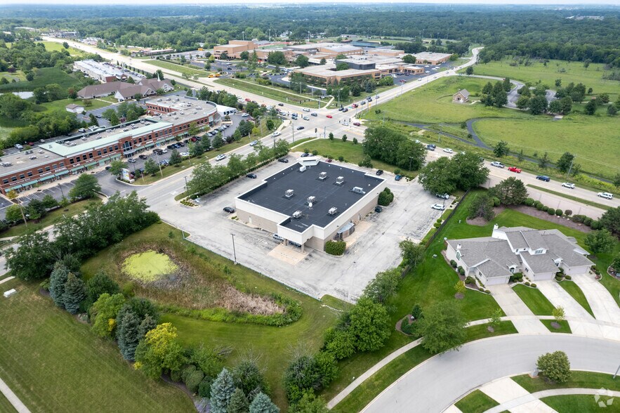 More Photos Of 450 S Schoolhouse Rd, New Lenox Drugstore For Sale
