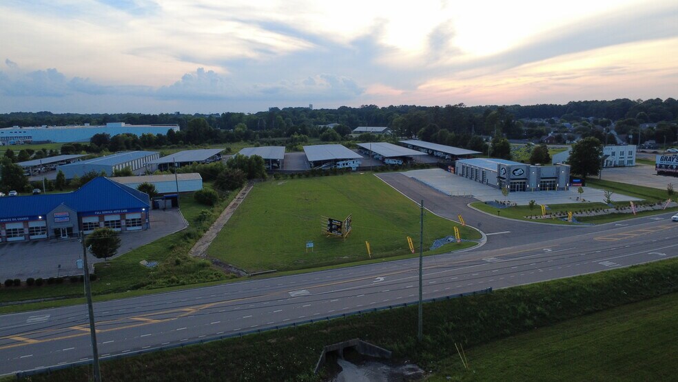 More Photos Of 4640 U.S. 31 Hwy, Calera Land For Sale