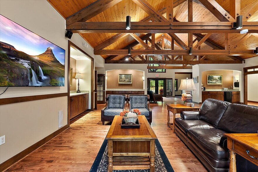 More Photos Of 3943 N Skookum Rd, Luther Hotel For Sale