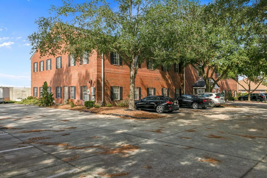 More Photos Of 1920 Boothe Cir, Longwood Office For Lease