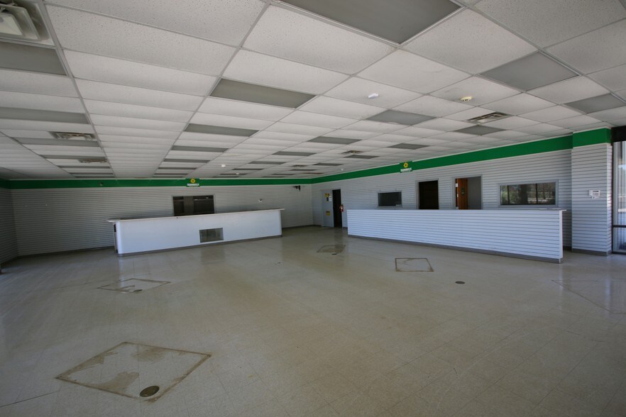 729 S Westover Blvd, Albany, GA 31707 Retail For Lease