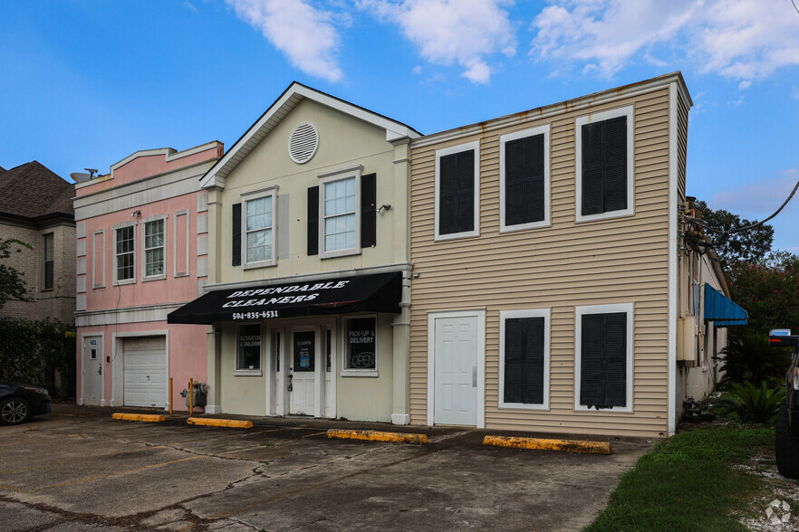 Primary Photo Of 401 Focis St, Metairie Storefront For Sale