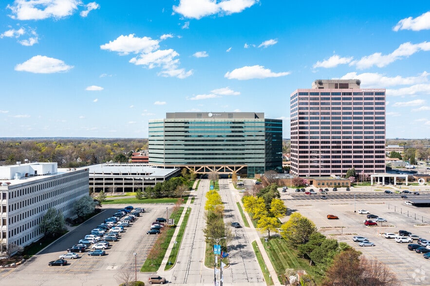 More Photos Of 26555 Evergreen Rd, Southfield Office For Lease