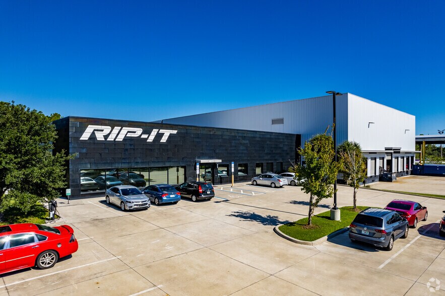 Primary Photo Of 4855 L B McLeod Rd, Orlando Warehouse For Sale