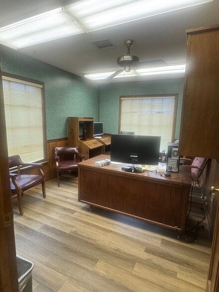 More Photos Of 3232 S Perkins Rd, Memphis Freestanding For Sale