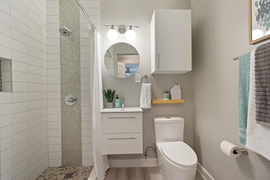 More Photos Of 14724 Inglewood Ave, Lawndale Apartments For Sale