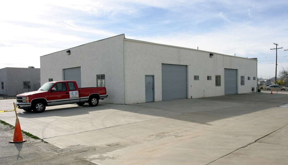 More Photos Of 1331 S Santa Fe Ave, San Jacinto Service For Lease