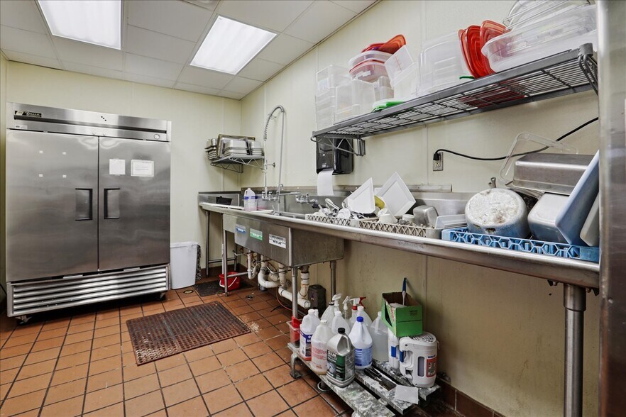 More Photos Of 306 Springfield Ave, Urbana Storefront Retail Office For Sale