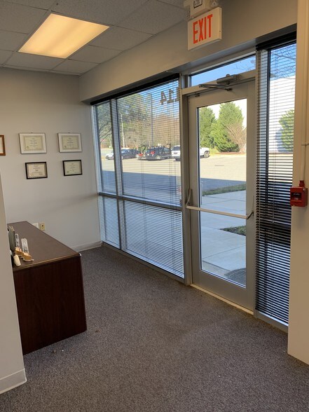 More Photos Of 10700 World Trade Blvd, Raleigh Warehouse For Lease