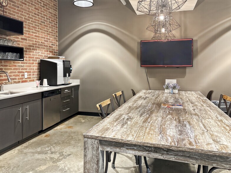 More Photos Of 11810 Grand Park Ave, North Bethesda Coworking Space