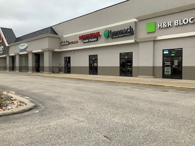 More Photos Of 1215 Allen Dr, Grand Island Unknown For Lease