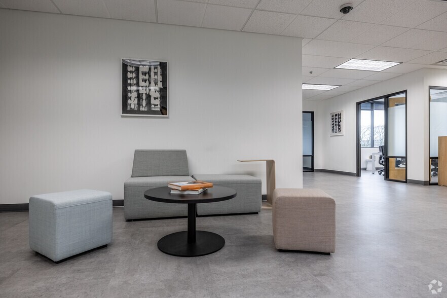 More Photos Of 1 Music Cir N, Nashville Coworking Space