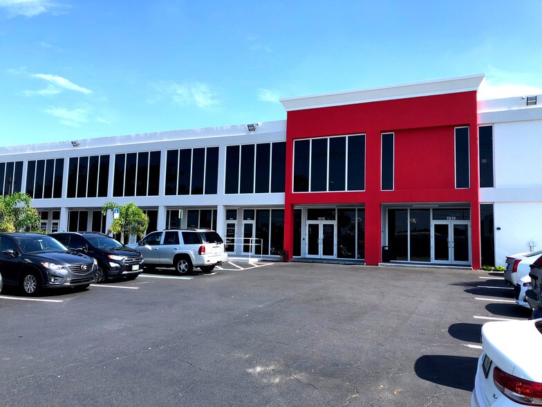 More Photos Of 1915-1919 NE 45th St, Fort Lauderdale Office For Lease