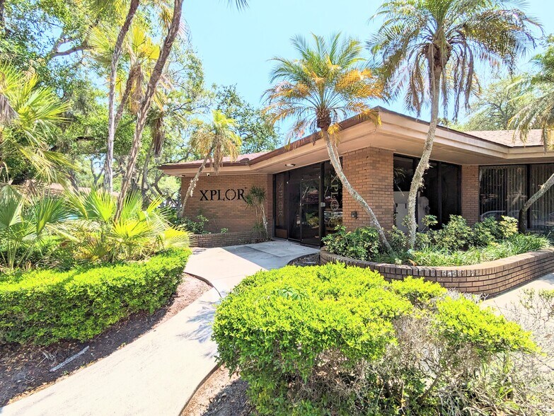More Photos Of 3701 Cortez Rd W, Bradenton Medical For Lease
