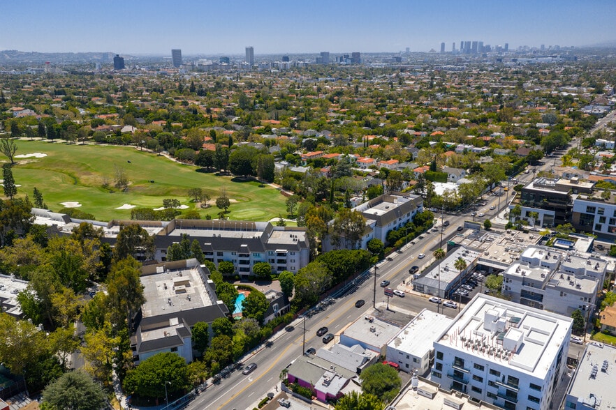 More Photos Of 710 N Hudson Ave, Los Angeles Multifamily For Sale