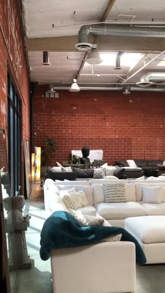 More Photos Of 151-153 W Rosecrans Ave, Gardena Warehouse For Lease