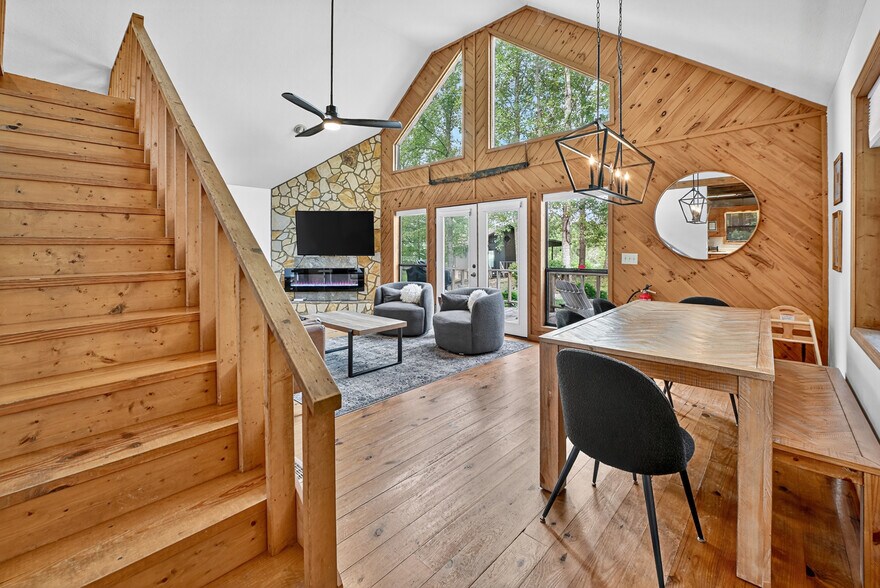 More Photos Of 77 Alpine Way, Blairsville Hotel For Sale