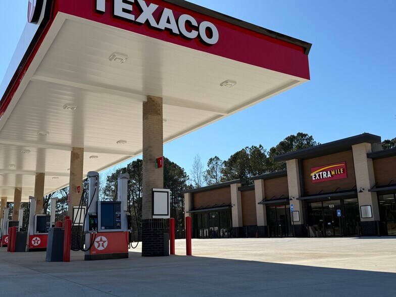 More Photos Of 627 Old Phoenix Road, Eatonton General Retail For Lease