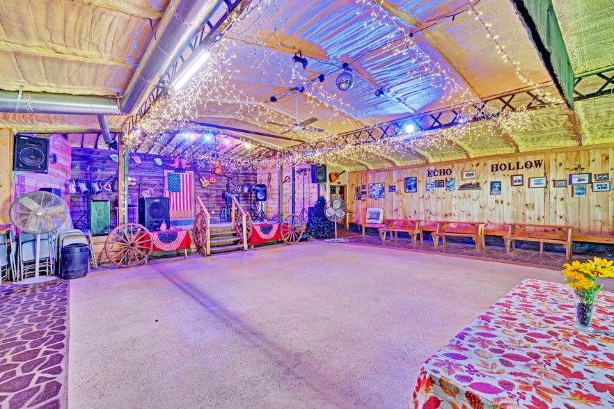 More Photos Of 4033 Geer Hwy, Cleveland General Retail For Sale