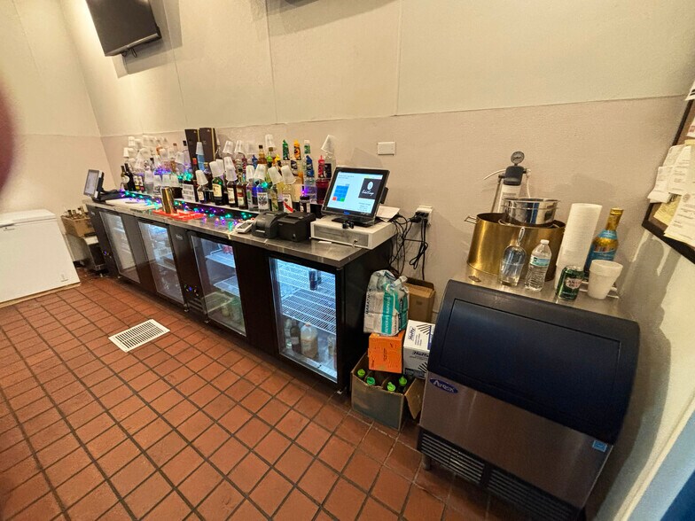 More Photos Of 2600 Old Norcross Rd, Lawrenceville Unknown For Lease