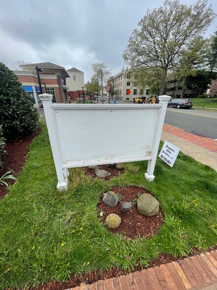 More Photos Of 25 N Fullerton Ave, Montclair Office Residential For Lease