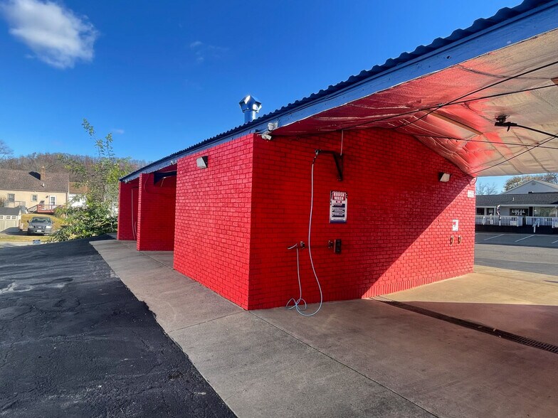 More Photos Of 3500 4th Ave, Beaver Falls Carwash For Sale