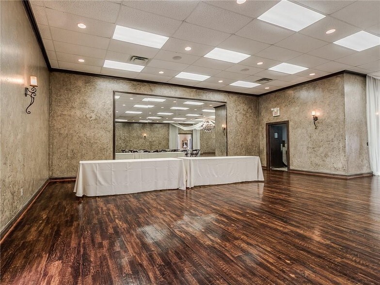 More Photos Of 9101 S Robinson Ave, Oklahoma City Lodge Meeting Hall For Sale