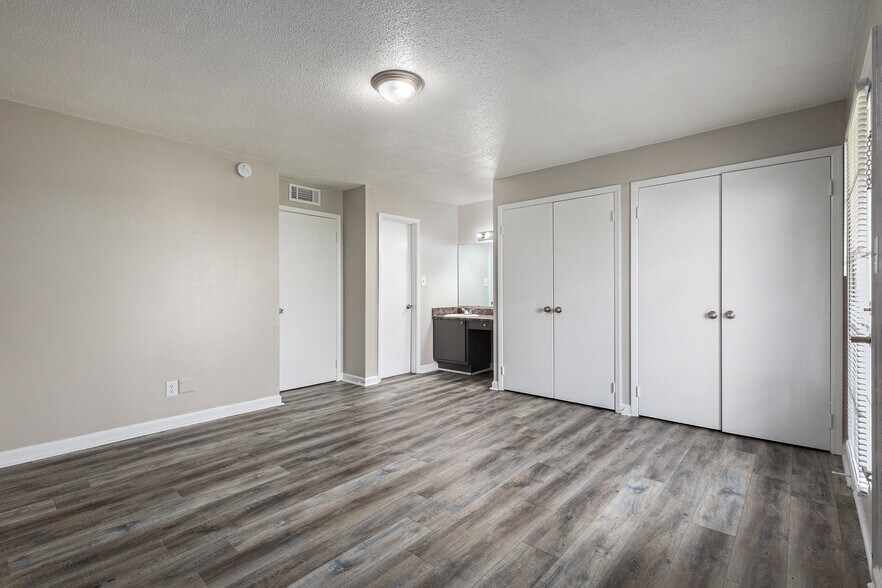 More Photos Of 2418 Green Springs Hwy, Birmingham Multifamily For Sale