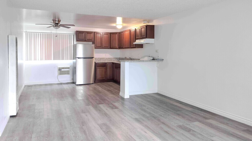 More Photos Of 1718 Crofton Ln, Escondido Multifamily For Sale
