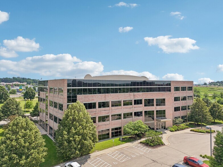 More Photos Of 5133 W Terrace Dr, Madison Office For Sale