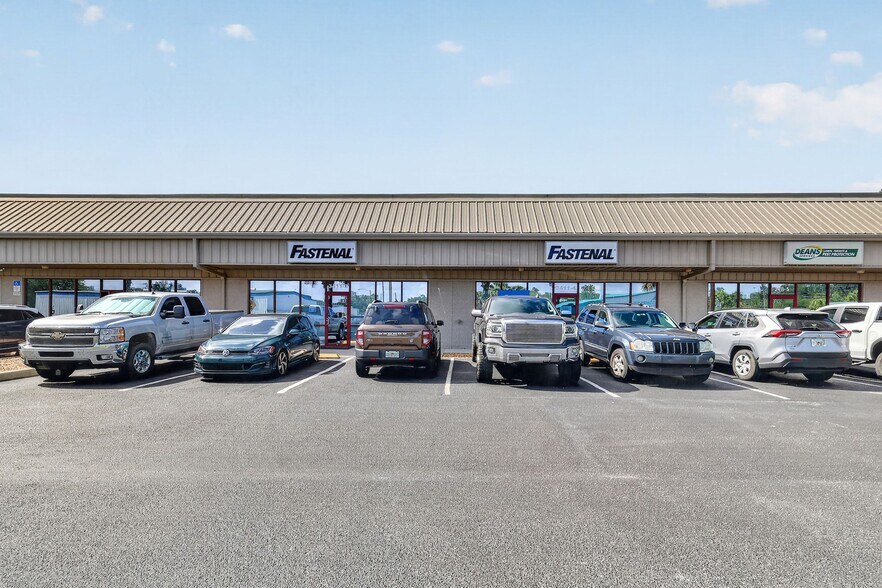 More Photos Of 3411 W Main St, Leesburg Mixed Retail For Lease