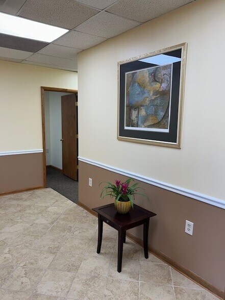 More Photos Of 674 US Highway 202, Bridgewater Office For Lease