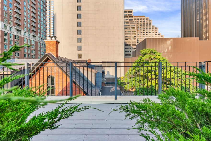 More Photos Of 15 Prince Arthur Ave, Toronto Office Residential For Lease