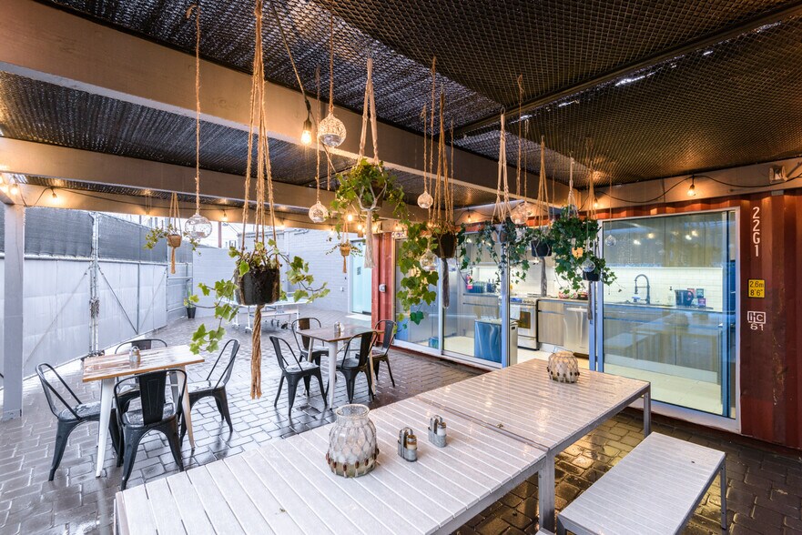 More Photos Of 5822 Washington Blvd, Culver City Loft Creative Space For Lease