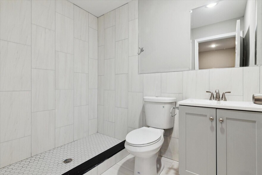 More Photos Of 1230 N Marshall St, Philadelphia Apartments For Sale