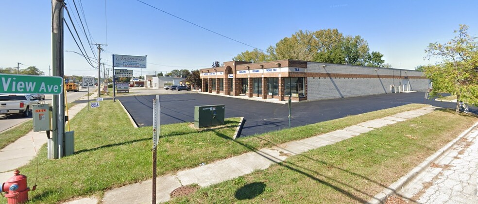 Primary Photo Of 3500 Grand Ave, Gurnee Storefront For Sale