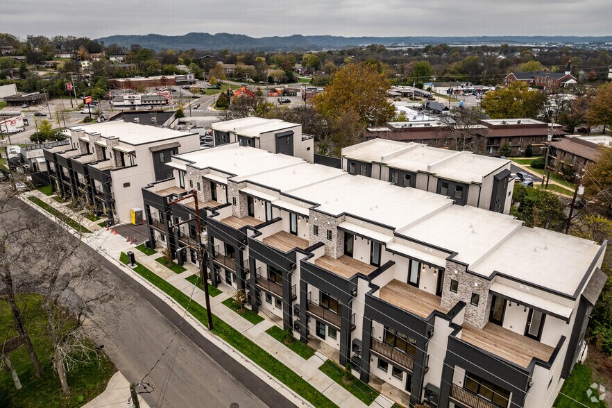 More Photos Of 824 Watts Ln, Nashville Apartments For Sale