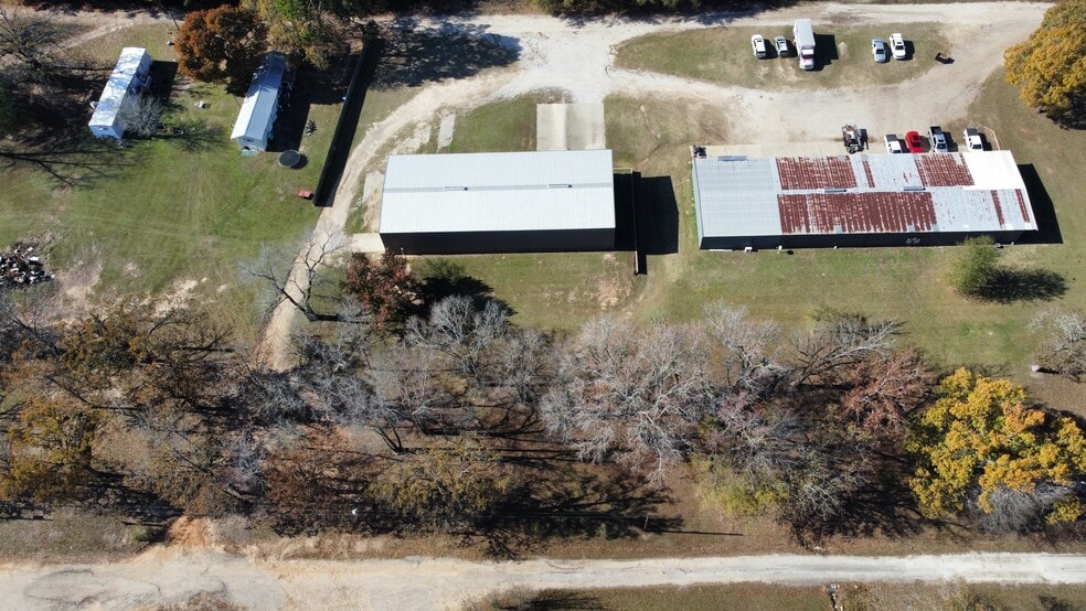 More Photos Of 10155 County Road 135, Flint Warehouse For Lease