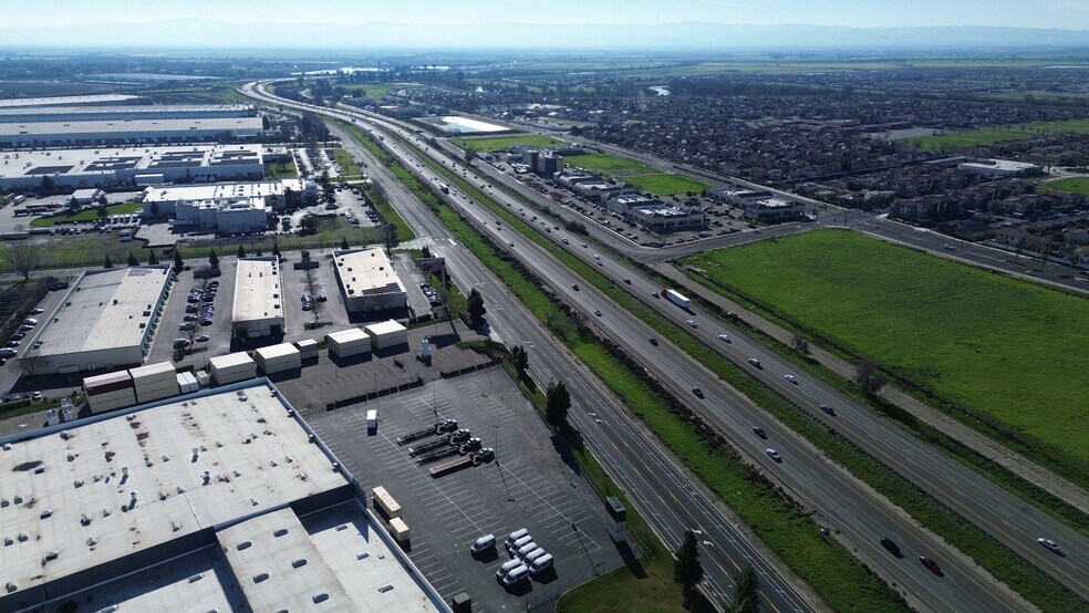 More Photos Of 17100 S Harlan Rd, Lathrop Manufacturing For Lease