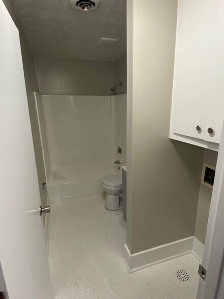 More Photos Of 1133-1144 Berkshire Rd, Fayetteville Apartments For Sale