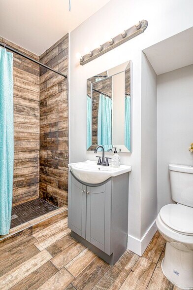 More Photos Of 2665 Columbus St, Detroit Apartments For Sale