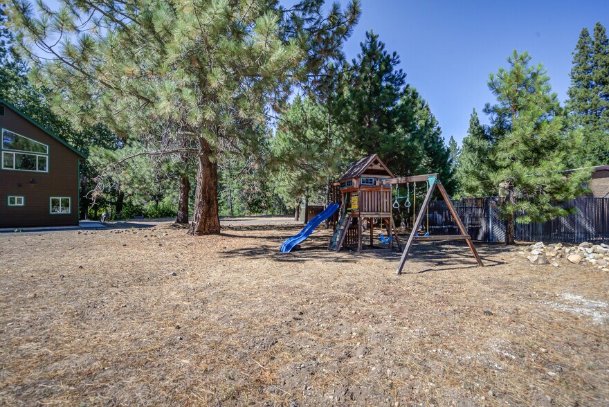 More Photos Of 13255 Circle Dr, Old Station Apartments For Sale