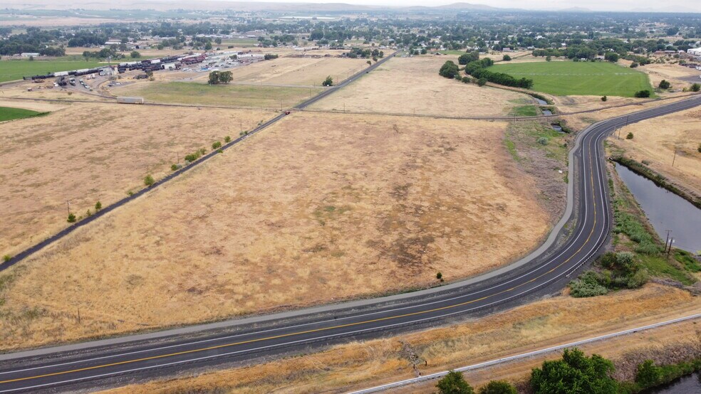 More Photos Of tbd Cochrane Road, Kennewick Land For Sale