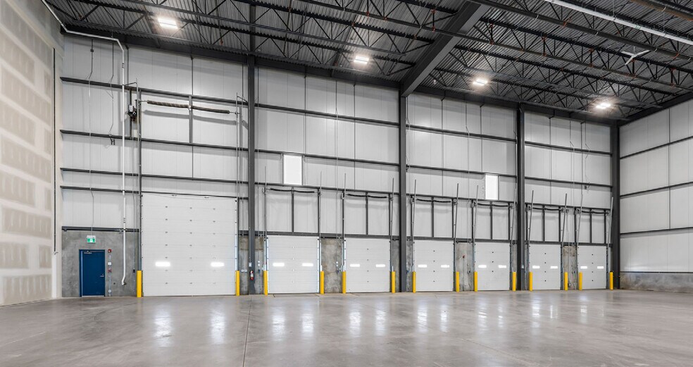 More Photos Of 3620 Burron Av, Saskatoon Warehouse For Lease