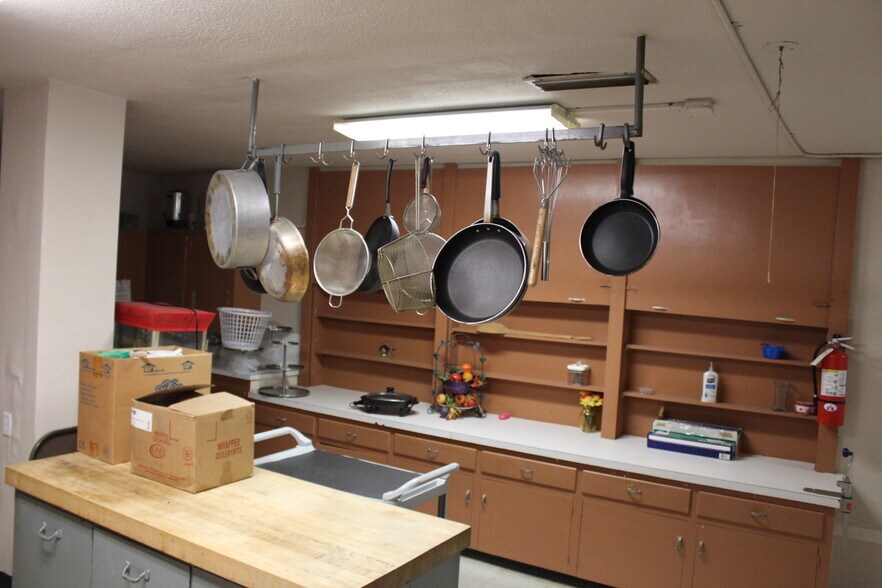 More Photos Of 1519 Circle Park Blvd, Fort Worth Religious Facility For Sale