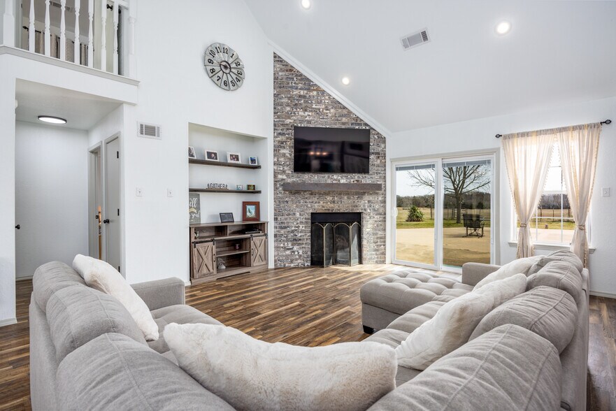 More Photos Of 1522 Burney Cemetary Rd, Calera Lodge Meeting Hall For Sale