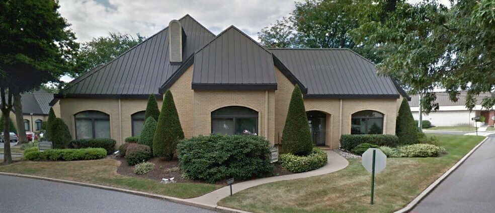 Primary Photo Of 509 S Lenola Rd, Moorestown Medical For Sale