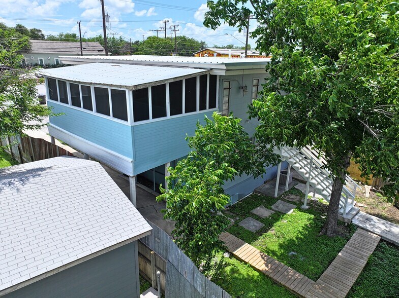More Photos Of 1278 Bandera Rd, San Antonio General Retail For Sale