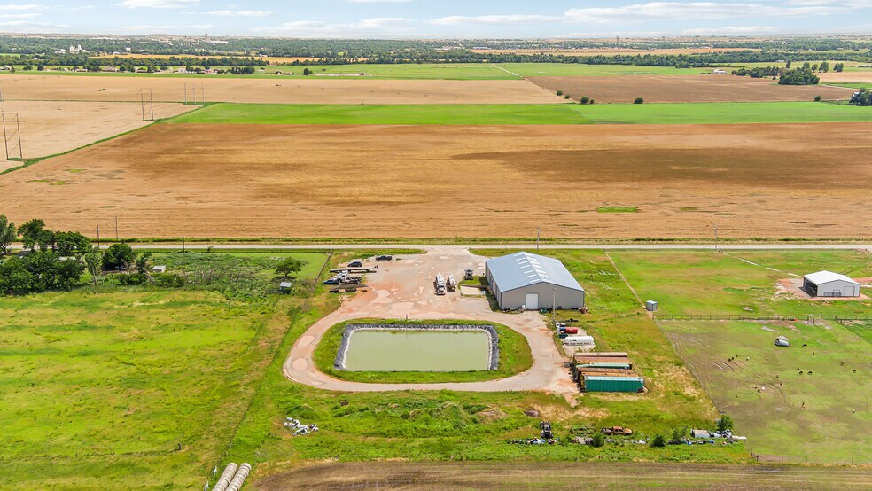 More Photos Of 1448 Darlington Rd NW, El Reno Warehouse For Sale