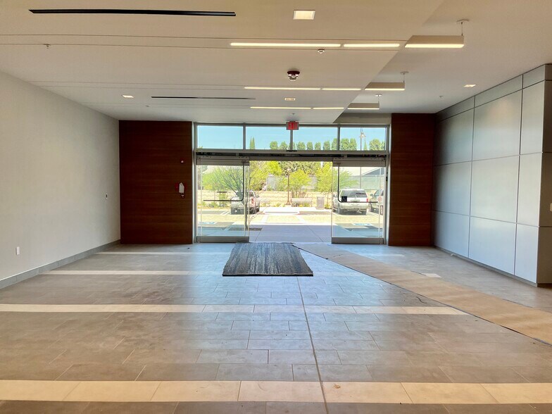 More Photos Of 888 S Brea Canyon Rd, Diamond Bar Medical For Lease